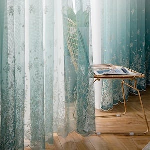 Indoorplus（インドールプラス）のカーテン