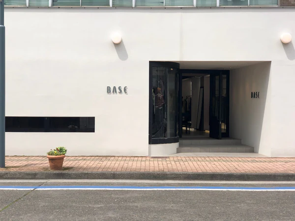 BASE （PAL VERSION）